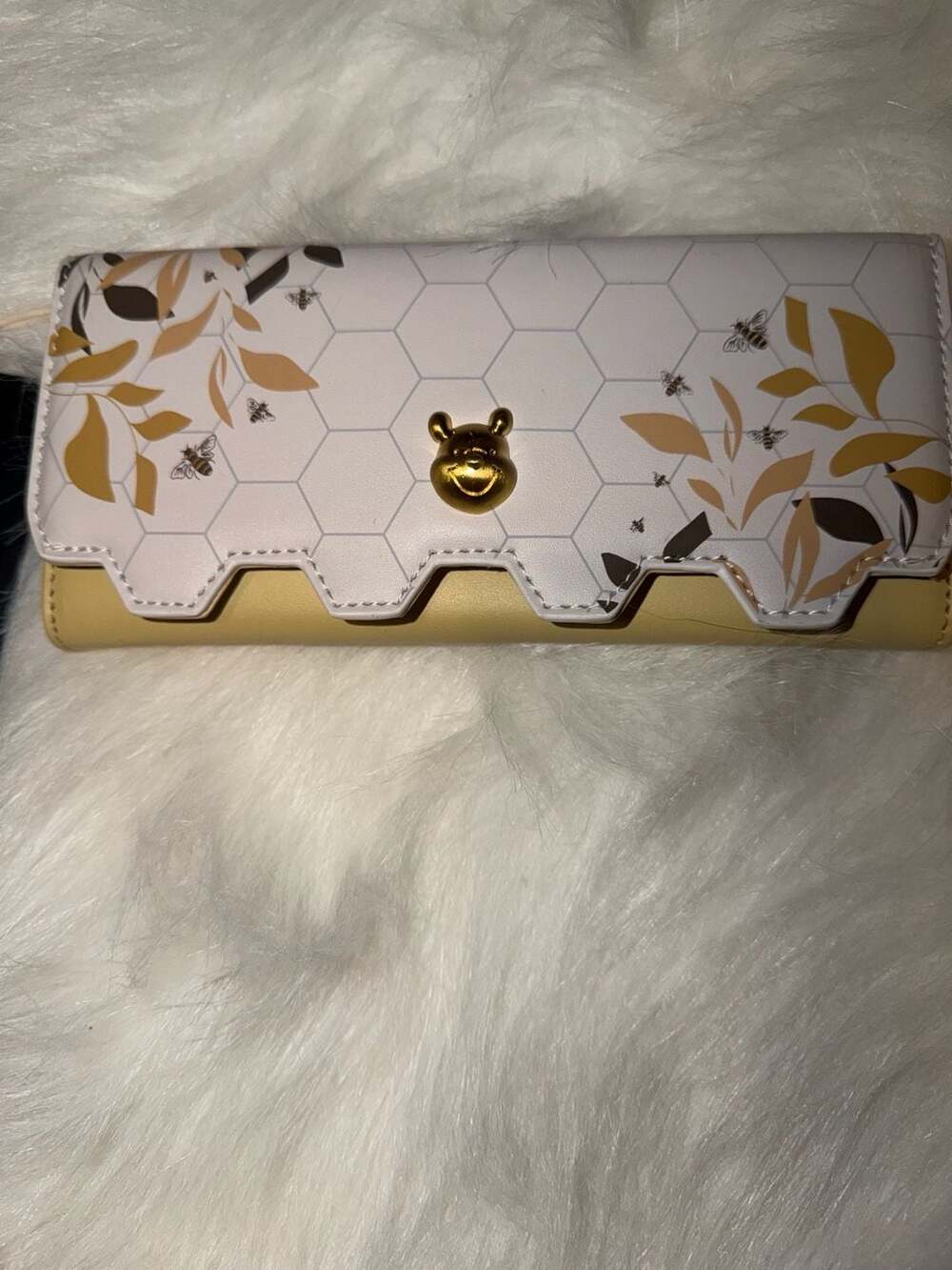 Loungefly Disney Winnie the Pooh Honeycomb Flap Wallet BoxLunch Exclusive